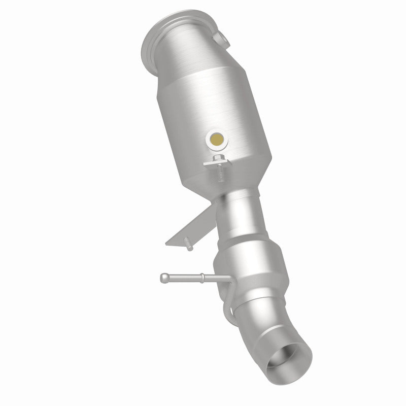 Magnaflow Conv DF 12-14 BMW 528i 2 L Closed Couple Easy Install