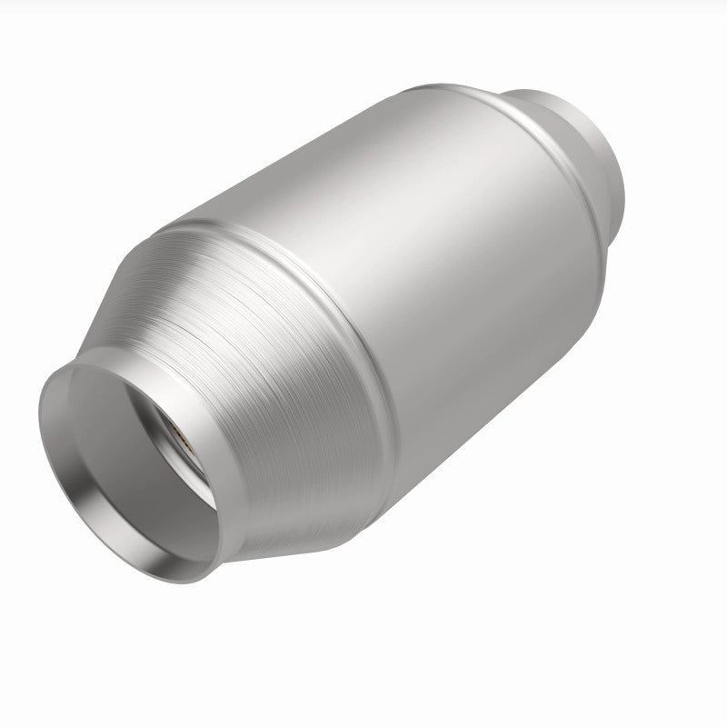 MagnaFlow Conv Universal 2.50 inch C/C CA Pre-OBDII In Stock