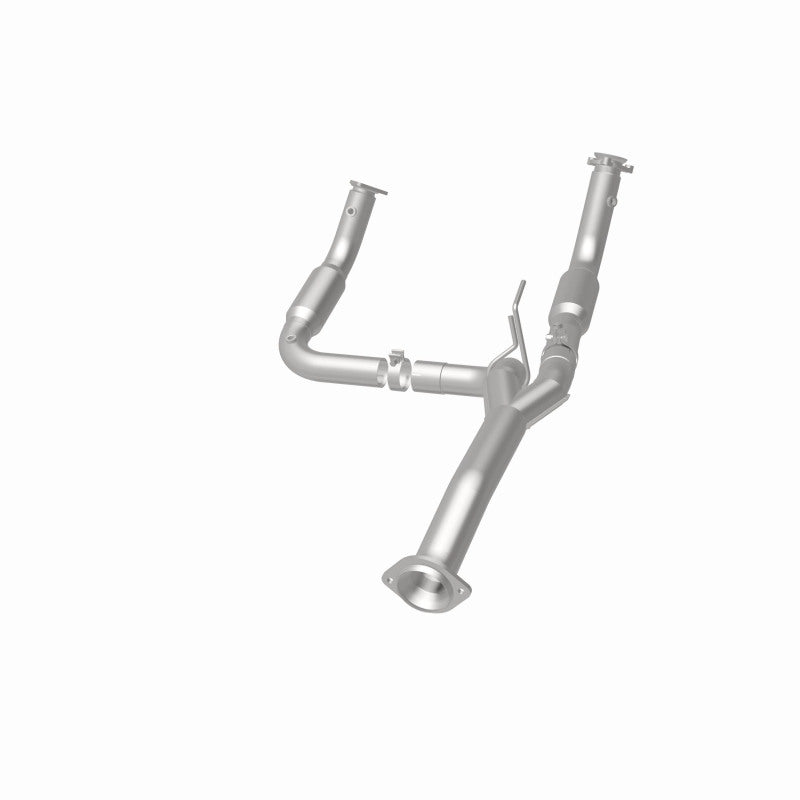 Magnaflow 11-15 Chevrolet Silverado 2500 HD Direct Fit Converter - Easy Install