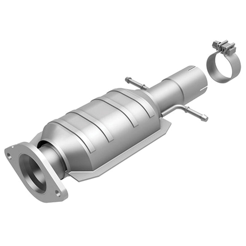 Magnaflow Direct-Fit Catalytic Converter 09-11 Chevy Malibu 3.6L