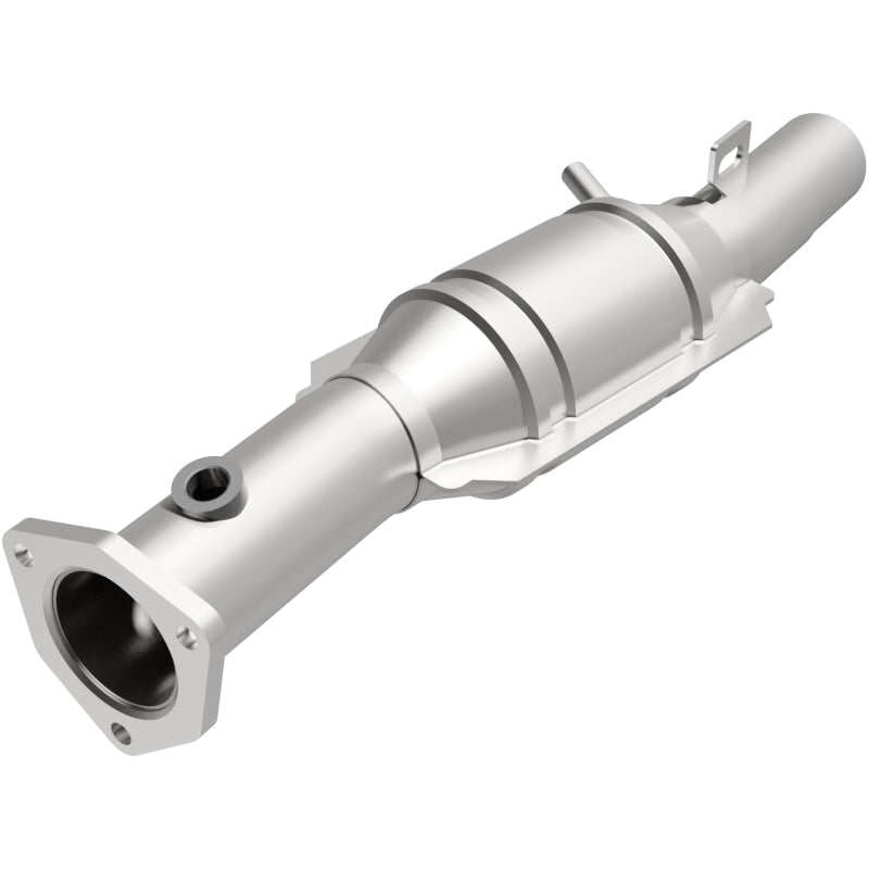 Magnaflow Direct-Fit Catalytic Converter for 1995 Volkswagen Golf 2.8L - OneFastShop