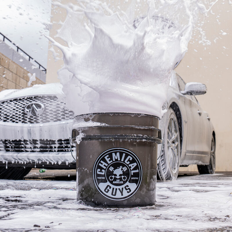 Chemical Guys Heavy Duty Detailing Bucket - Smoked Black - 4.5 Gallon