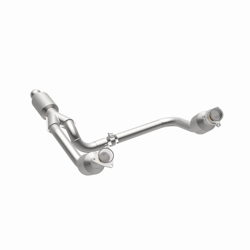 Magnaflow 14-15 Silverado 1500 Catalytic Converter Easy Install
