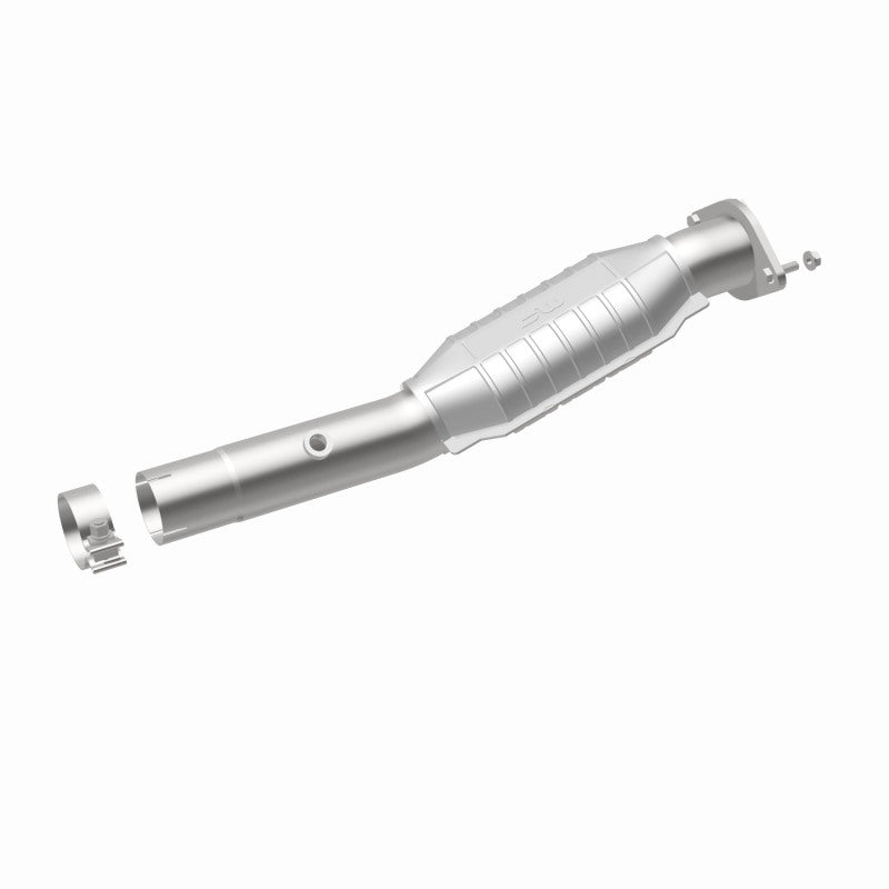 Magnaflow Catalytic Converter for GM 2500 01-02 - EPA Compliant - Easy Install