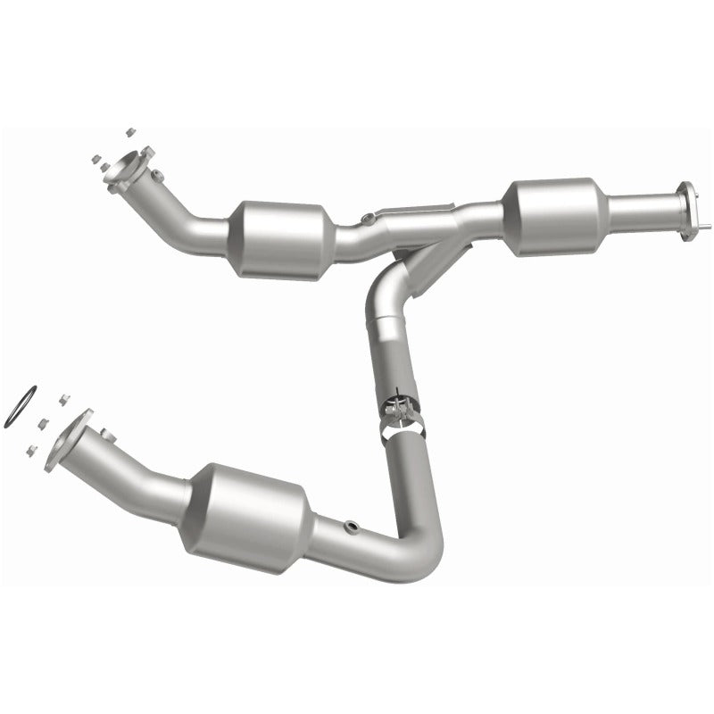 MagnaFlow OEM-Grade Direct-Fit Catalytic Converter - Chevrolet Express 2500 2018-2020 4.3L - Underbody, image 4