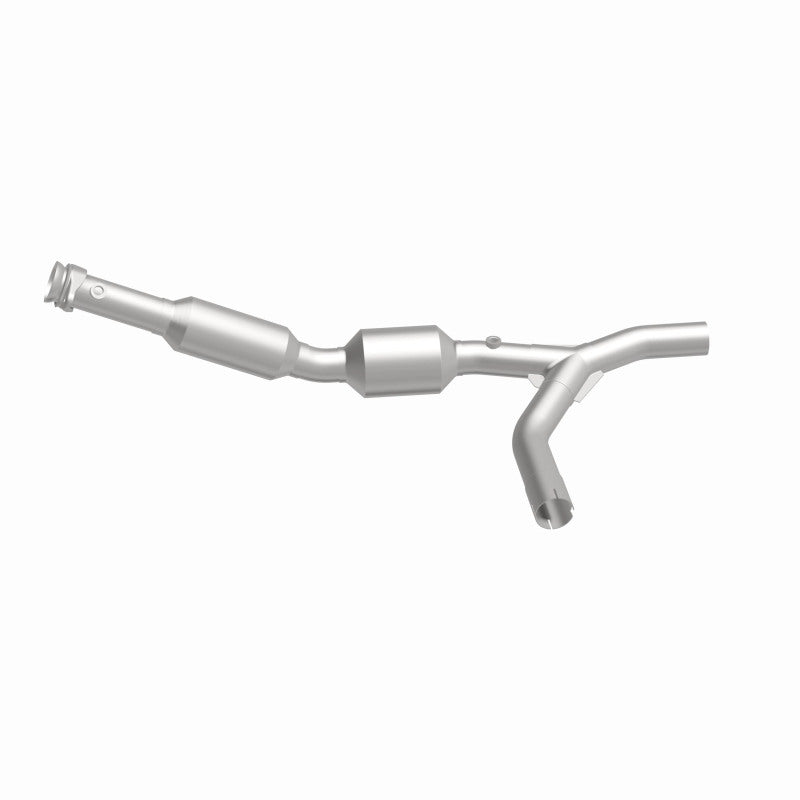 Magnaflow 2007 Ford E-150 4.6L Direct Fit Converter In Stock