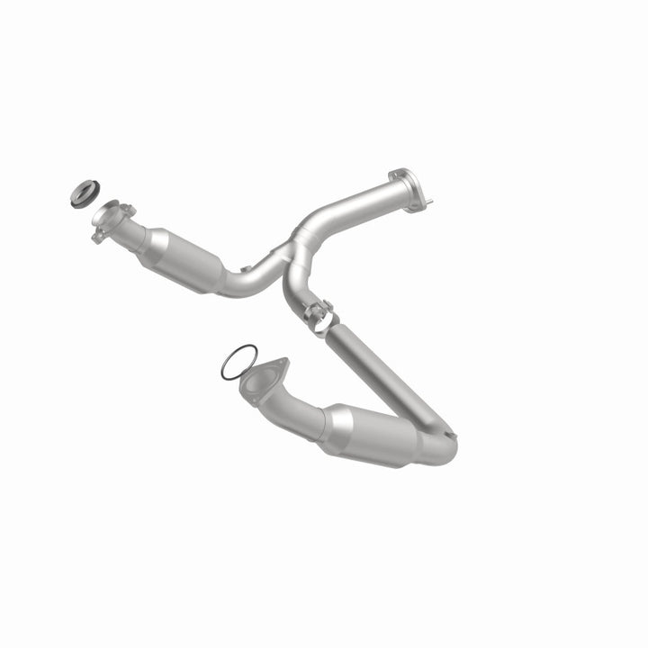 Magnaflow 07-08 Chevrolet Tahoe 5.3L Direct Fit Converter Easy Install