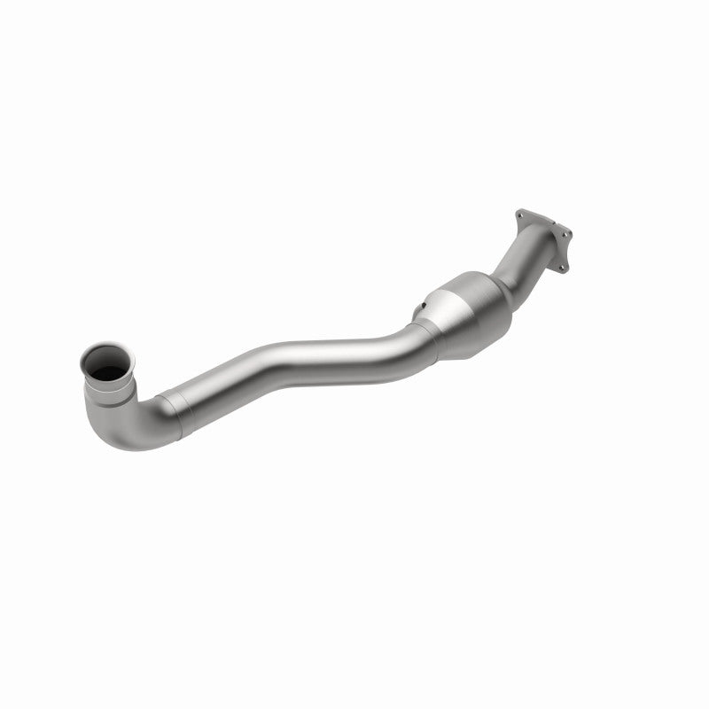 MagnaFlow Catalytic Converter for 01-05 GM Silv/Sierra 6.6L - Federal/EPA Compliant