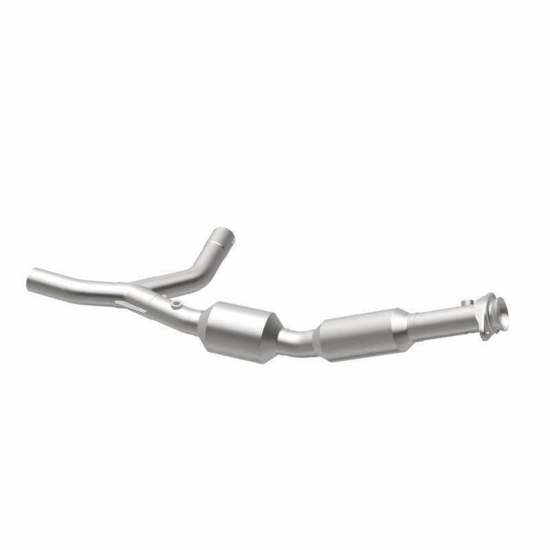 Magnaflow 2007 Ford E-150 4.6L Direct Fit Converter In Stock