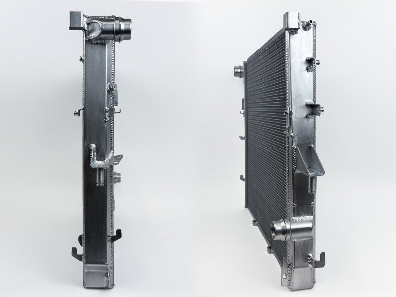 CSF Heavy-Duty Performance Radiator for Porsche 955/957 Cayenne Audi Q7 VW Touareg 2003-2015