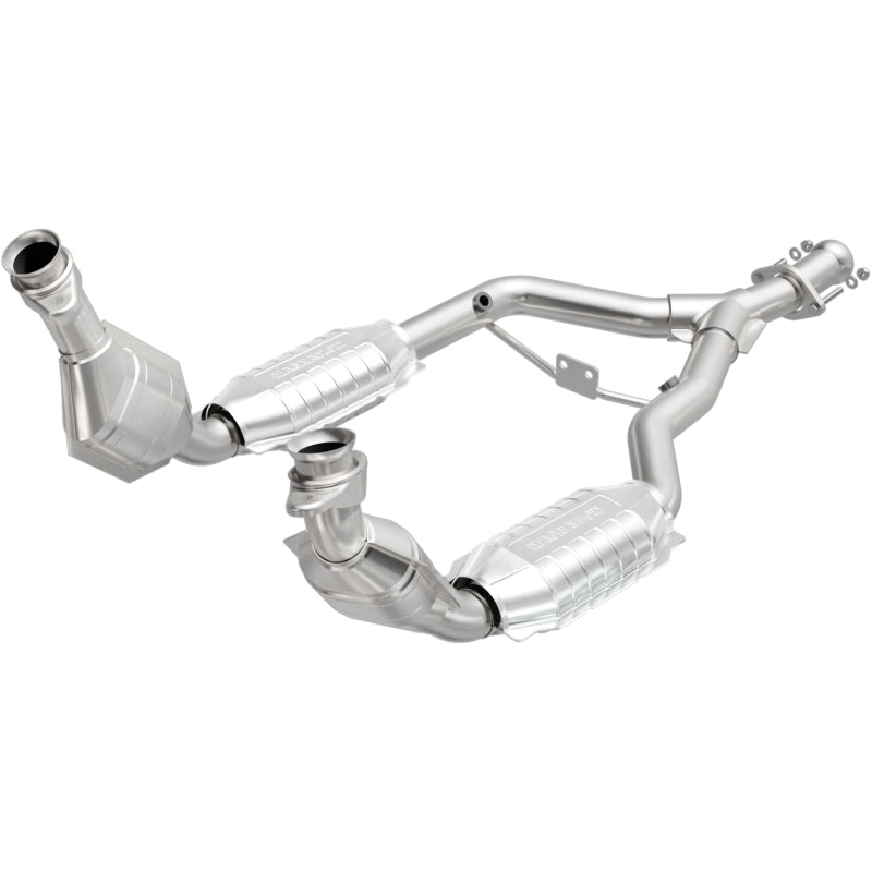 MagnaFlow Direct-Fit Catalytic Converter for 1996–1998 Ford Mustang 3.8L
