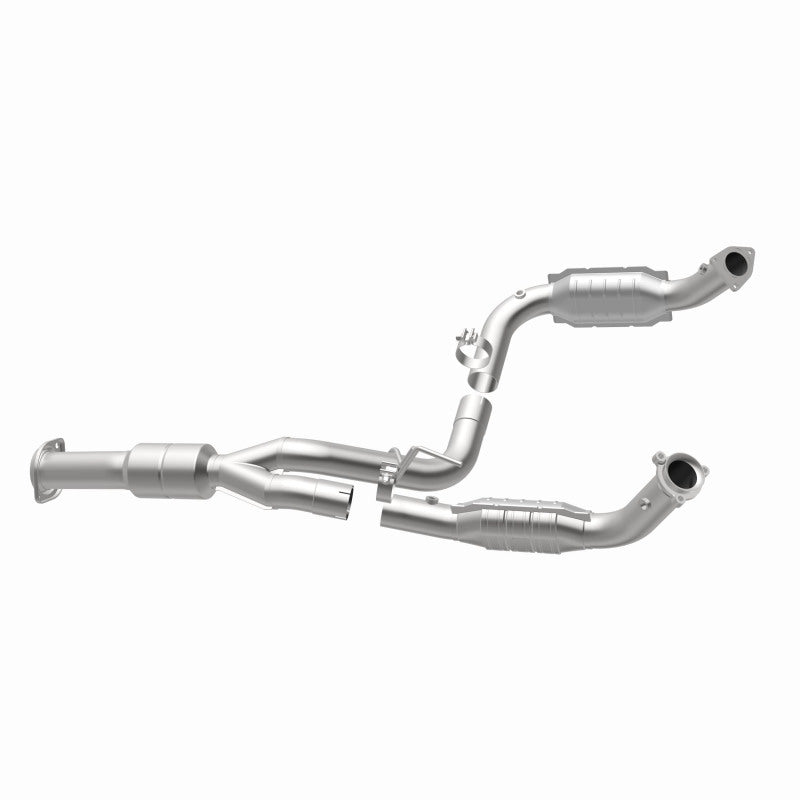 Magnaflow Conv DF 11-13 Chev Silverado 2500 HD/3500 HD 6.0L Catalytic Converter - OEM Grade