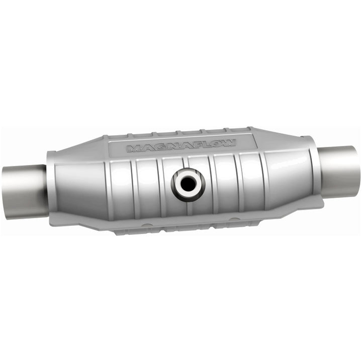 MagnaFlow Conv Univ 2.5 OBDII Rear Mid-Bed 02 In Stock