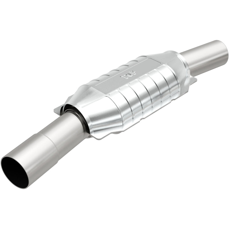Magnaflow Conv DF GM 25inch x 7inch x 4inch 2.5/2.5inch Compatible with 1975-1986 Chevrolet C10/K10 and GMC C15/C1500
