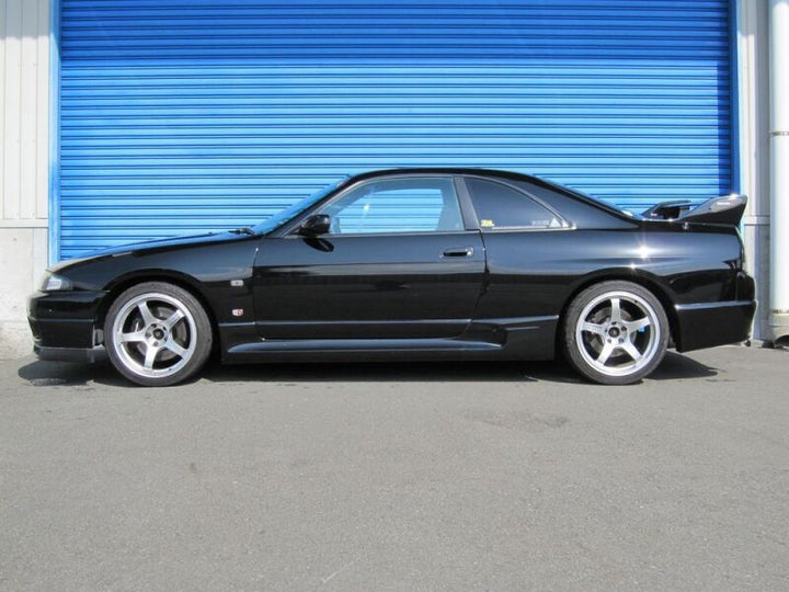 HKS Hipermax S Coilovers - Nissan Skyline GT-R (BCNR33/BNR34) 1995-2002, view 3