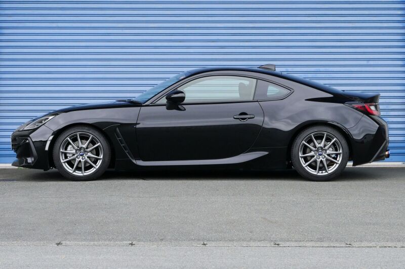 HKS Hipermax S Front Pillow Ball Coilover Full Kit - Subaru BRZ (ZD8) 2021+, view 2