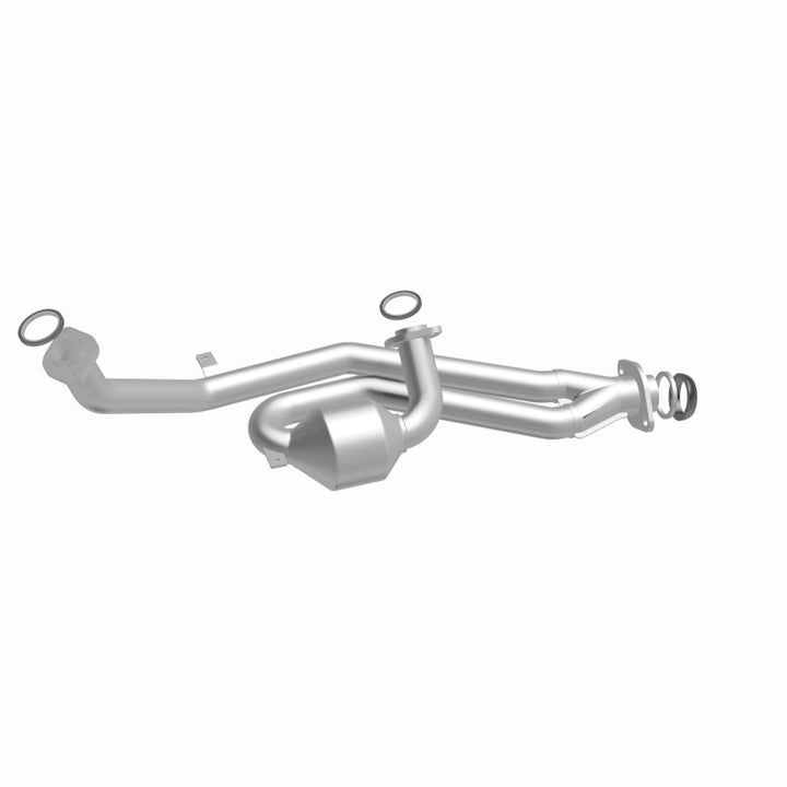 MagnaFlow California Grade Front Catalytic Converter - Toyota Sienna 3.0L 2001-2003 - 447160, 360 degree view