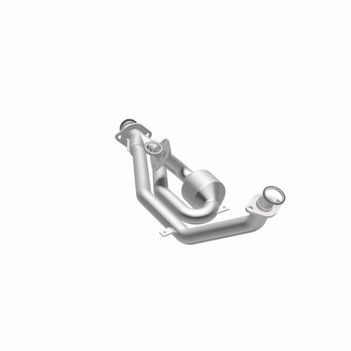MagnaFlow California Grade Front Catalytic Converter - Toyota Sienna 3.0L 2001-2003 - 447160, 360 degree view
