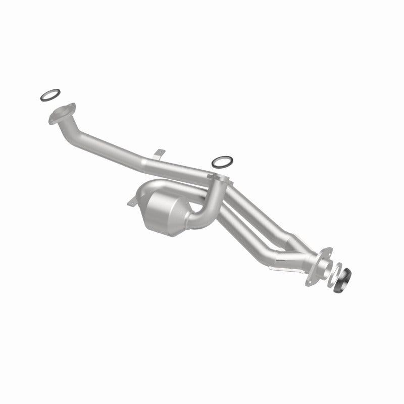 MagnaFlow California Grade Front Catalytic Converter - Toyota Sienna 3.0L 2001-2003 - 447160, 360 degree view