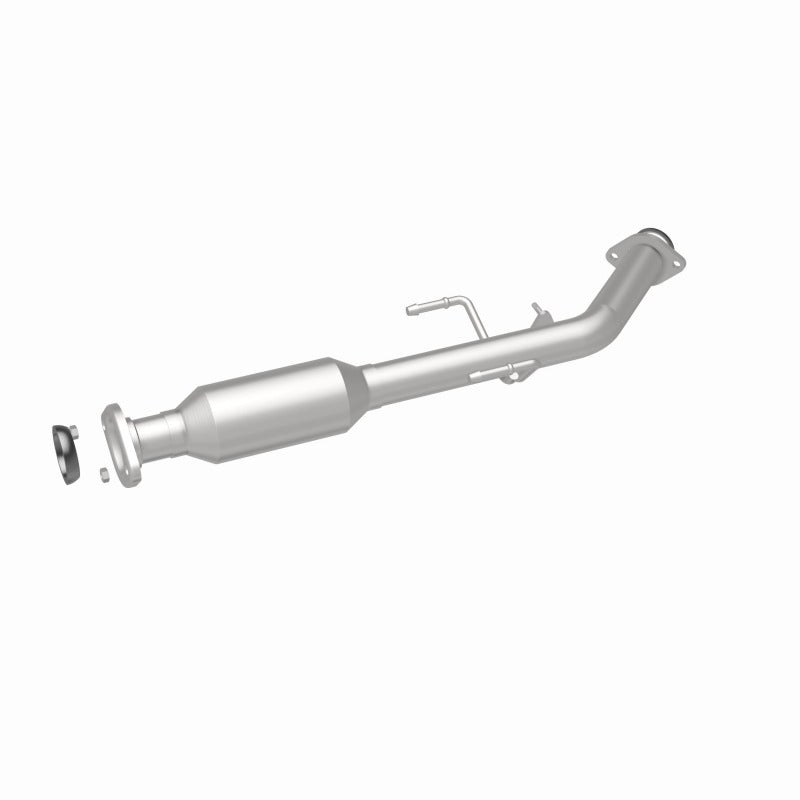 MagnaFlow California Grade Rear Catalytic Converter - Toyota Sienna 3.0L 2001-2003 - 447207, 360 degree view
