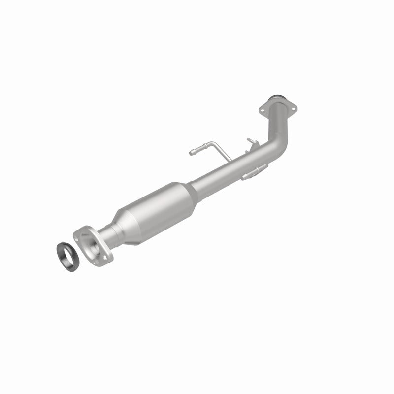 MagnaFlow California Grade Rear Catalytic Converter - Toyota Sienna 3.0L 2001-2003 - 447207, 360 degree view