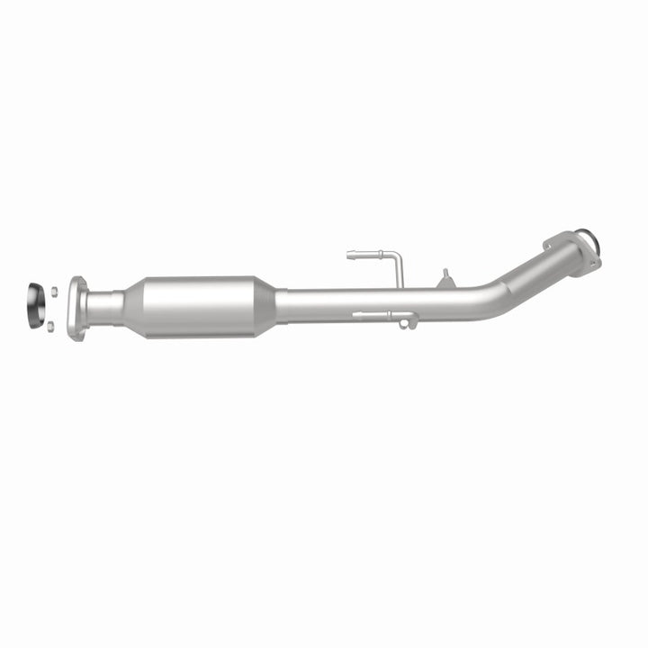 MagnaFlow California Grade Rear Catalytic Converter - Toyota Sienna 3.0L 2001-2003 - 447207, 360 degree view