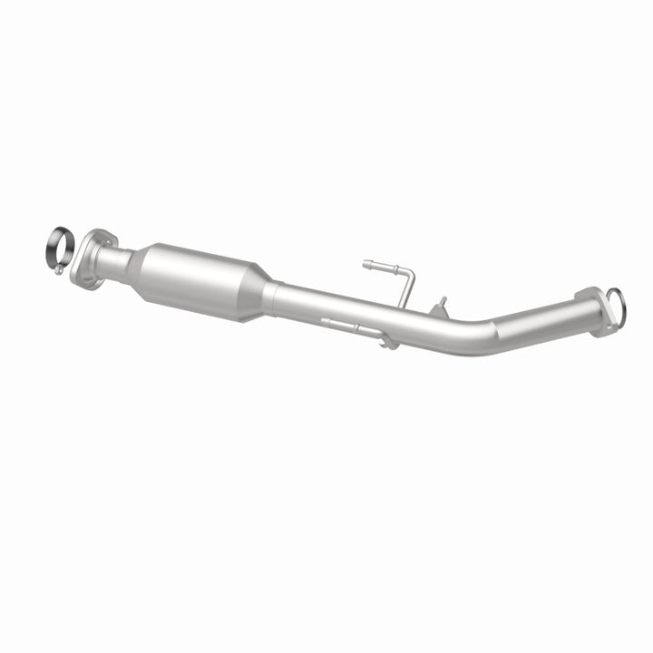 MagnaFlow California Grade Rear Catalytic Converter - Toyota Sienna 3.0L 2001-2003 - 447207, 360 degree view