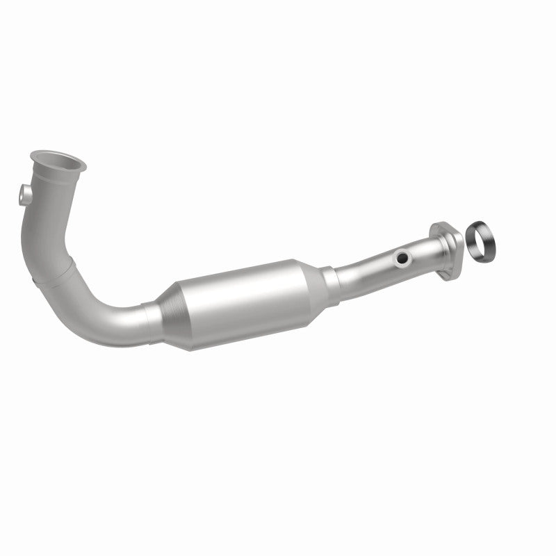 MagnaFlow California Grade Right Catalytic Converter - Jeep Liberty 3.7L 2004 - 5451583, 360 degree view