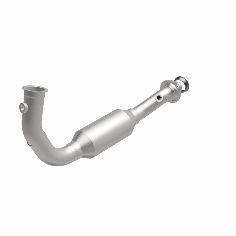 MagnaFlow California Grade Right Catalytic Converter - Jeep Liberty 3.7L 2004 - 5451583, 360 degree view