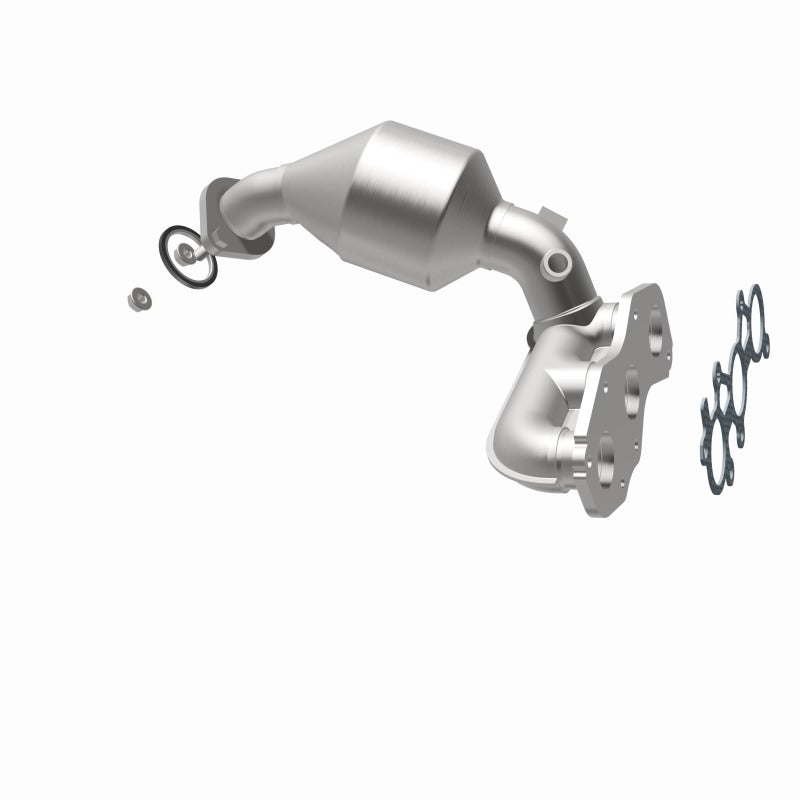 MagnaFlow California Manifold Catalytic Converter - Toyota Sienna 3.5L 2007-2010, 360 degree view