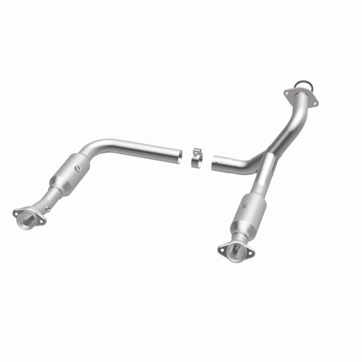 MagnaFlow CARB-Compliant Direct-Fit Catalytic Converter - Ford Explorer / Sport Trac / Mercury Mountaineer 4.6L 2006-2010, 360 degree view