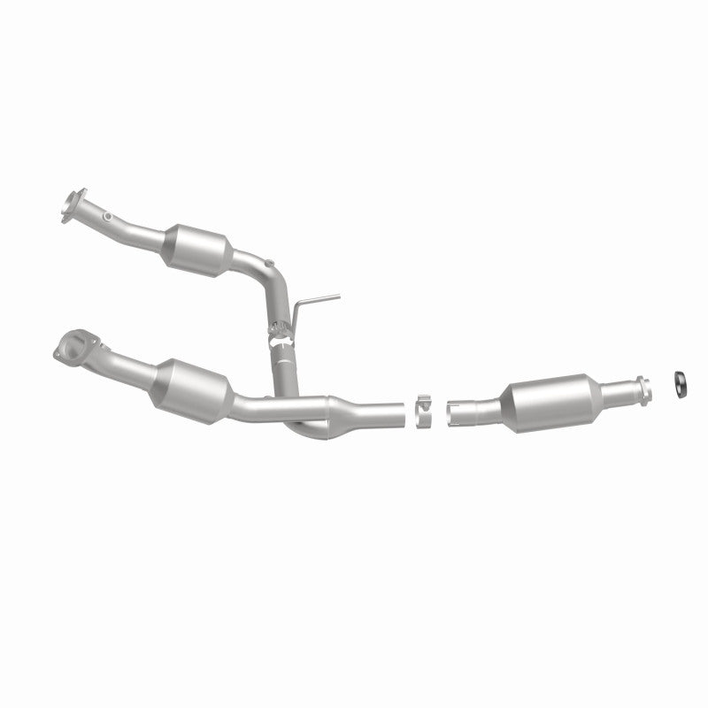 MagnaFlow CARB Compliant Primary Direct-Fit Catalytic Converter - Ford Explorer / Mercury Mountaineer 2004-2005, 360 degree view
