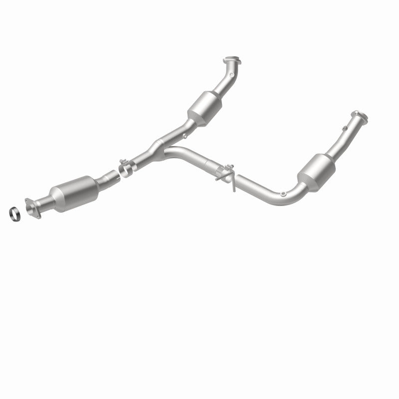 MagnaFlow CARB Compliant Primary Direct-Fit Catalytic Converter - Ford Explorer / Mercury Mountaineer 2004-2005, 360 degree view