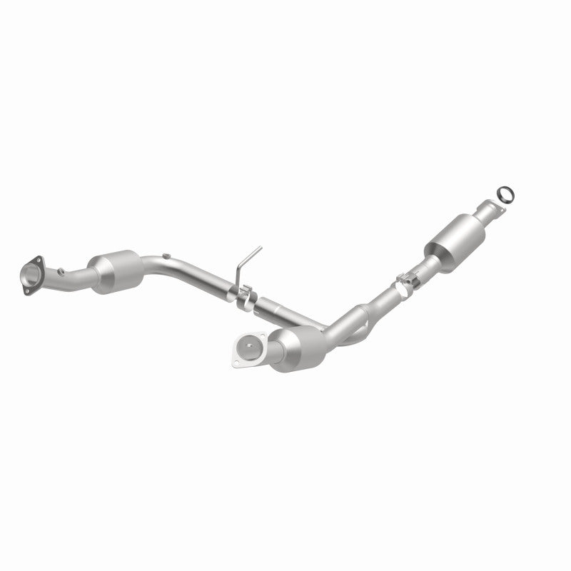 MagnaFlow CARB Compliant Primary Direct-Fit Catalytic Converter - Ford Explorer / Mercury Mountaineer 2004-2005, 360 degree view