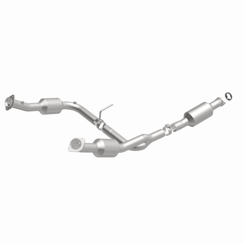 MagnaFlow CARB Compliant Primary Direct-Fit Catalytic Converter - Ford Explorer / Mercury Mountaineer 2004-2005, 360 degree view