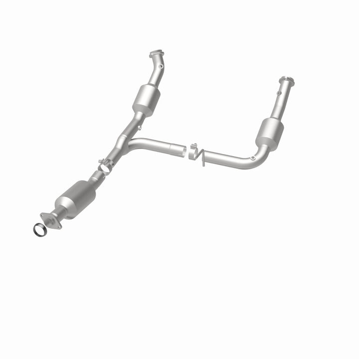 MagnaFlow CARB Compliant Primary Direct-Fit Catalytic Converter - Ford Explorer / Mercury Mountaineer 2004-2005, 360 degree view