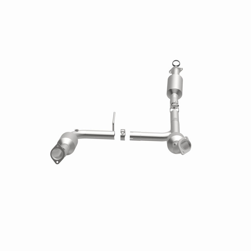 MagnaFlow CARB Compliant Primary Direct-Fit Catalytic Converter - Ford Explorer / Mercury Mountaineer 2004-2005, 360 degree view