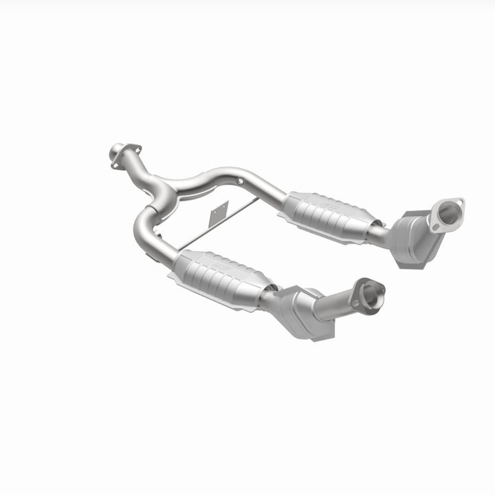 MagnaFlow CARB-Grade Direct-Fit Catalytic Converter - Ford Mustang 1994-1995 3.8L, view 4