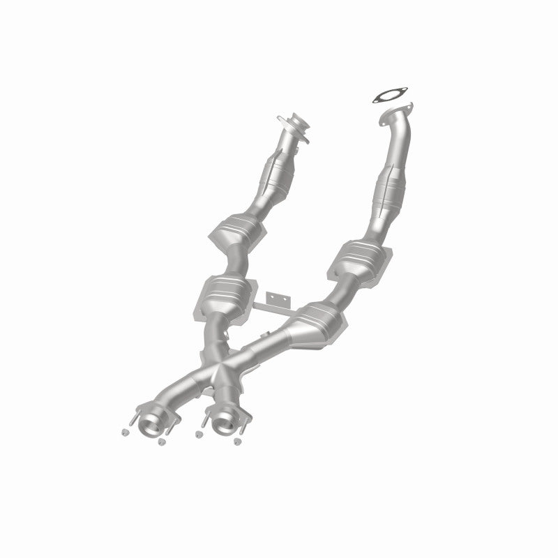 MagnaFlow CARB-Grade Direct-Fit Catalytic Converter - Ford Mustang GT 1996-1998 4.6L, view 2