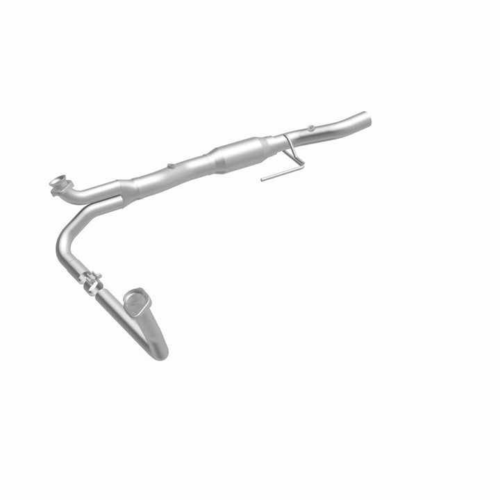 MagnaFlow CARB-Grade Direct-Fit Catalytic Converter - Dodge Ram 3500 Van 2001-2002, view 3