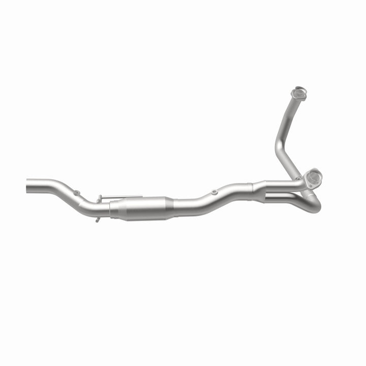 MagnaFlow CARB-Grade Direct-Fit Catalytic Converter - Dodge Ram 3500 Van 2001-2002, view 36