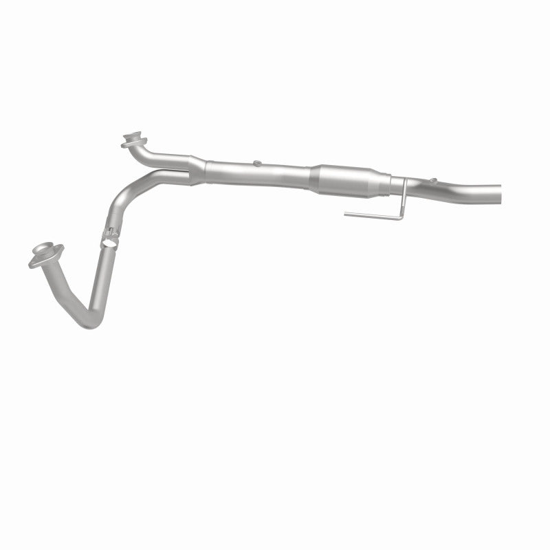 MagnaFlow CARB-Grade Direct-Fit Catalytic Converter - Dodge Ram 3500 Van 2001-2002, view 8