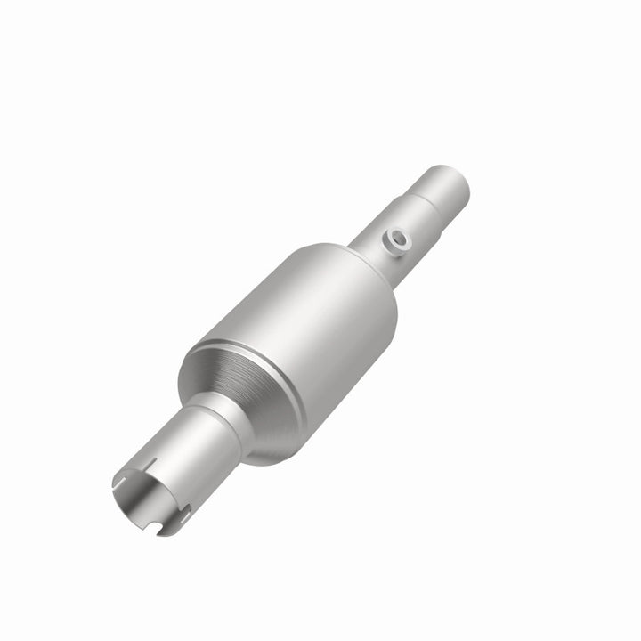 MagnaFlow CARB-Grade Direct-Fit Catalytic Converter - Jeep Grand Cherokee 1996-1998 - Underbody, view 14