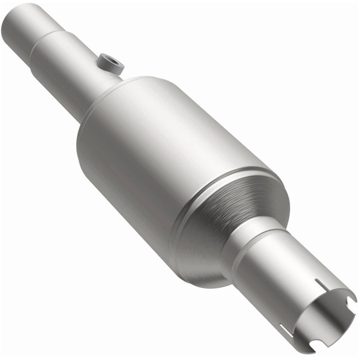 MagnaFlow CARB-Grade Direct-Fit Catalytic Converter - Jeep Grand Cherokee 1996-1998 - Underbody, view 19