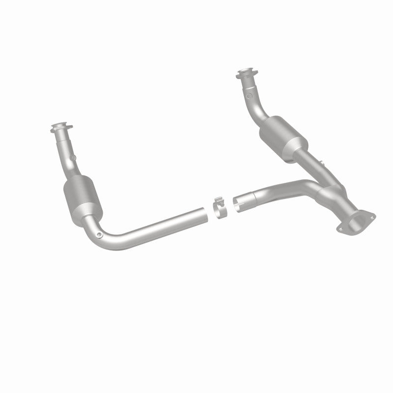 MagnaFlow CARB-Grade Direct-Fit Catalytic Converter - Chevrolet Tahoe 5.7L (1997-2000), view 7