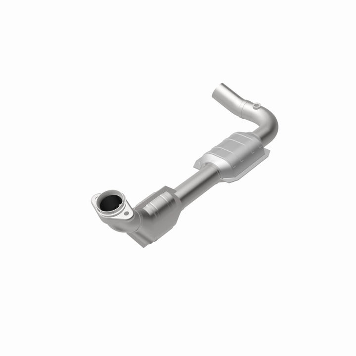 MagnaFlow CARB-Grade Direct-Fit Catalytic Converter - Ford E-150 Econoline 2000-2002 4.6L - Driver Side, view 18