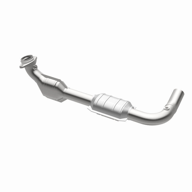 MagnaFlow CARB-Grade Direct-Fit Catalytic Converter - Ford E-150 Econoline 2000-2002 4.6L - Driver Side, view 9