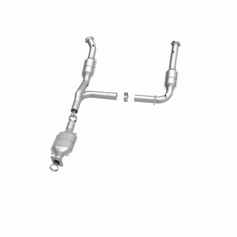 MagnaFlow CARB-Grade Direct-Fit Catalytic Converter - Ford Explorer 2002-2003 4.6L, view 3