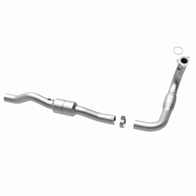 MagnaFlow CARB-Grade Direct-Fit Catalytic Converter - Chevrolet Silverado 2500 HD 2002 8.1L - Driver Side, view 24