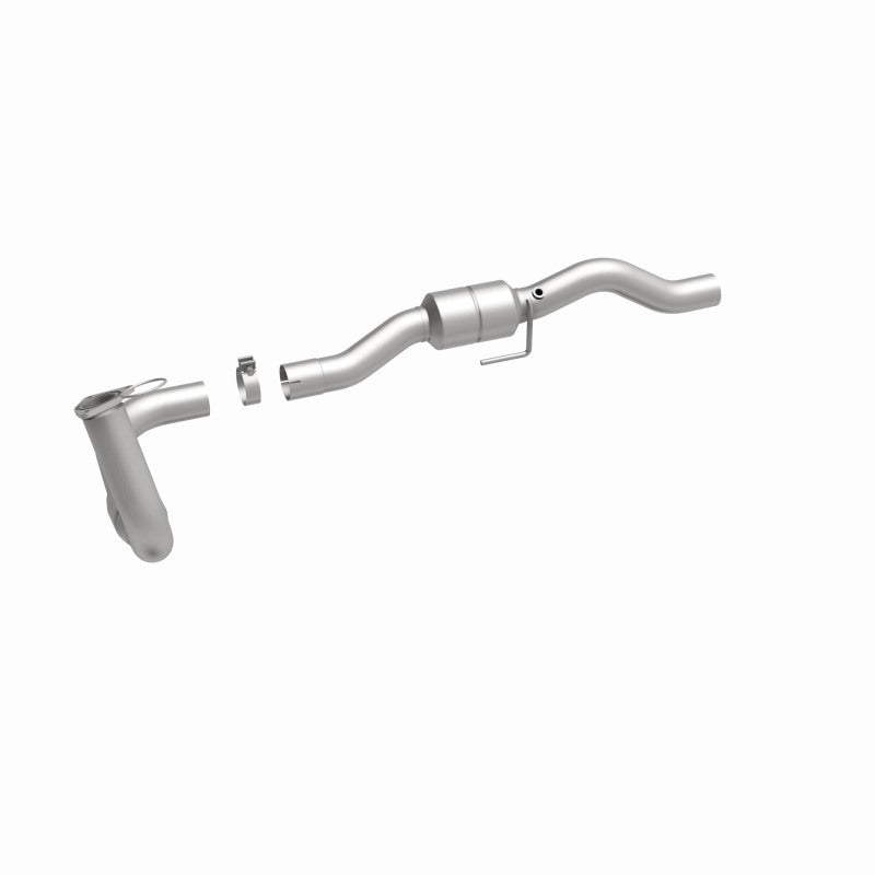 MagnaFlow CARB-Grade Direct-Fit Catalytic Converter - Chevrolet Silverado 2500 HD 2002 8.1L - Driver Side, view 32